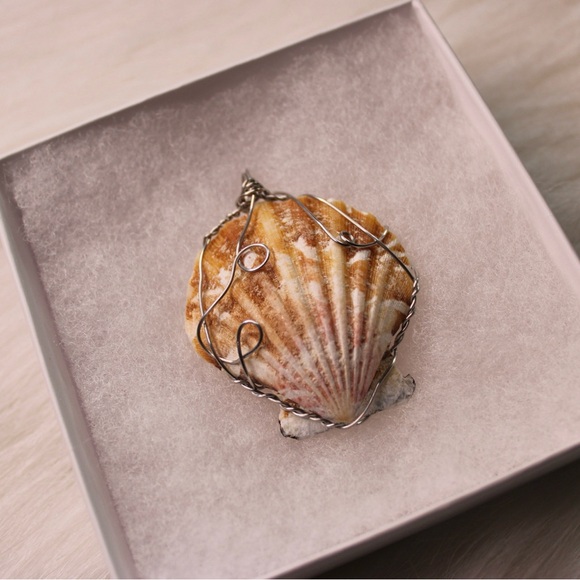 Wire Wrapped Seashell Pendants - Picture 6 of 14